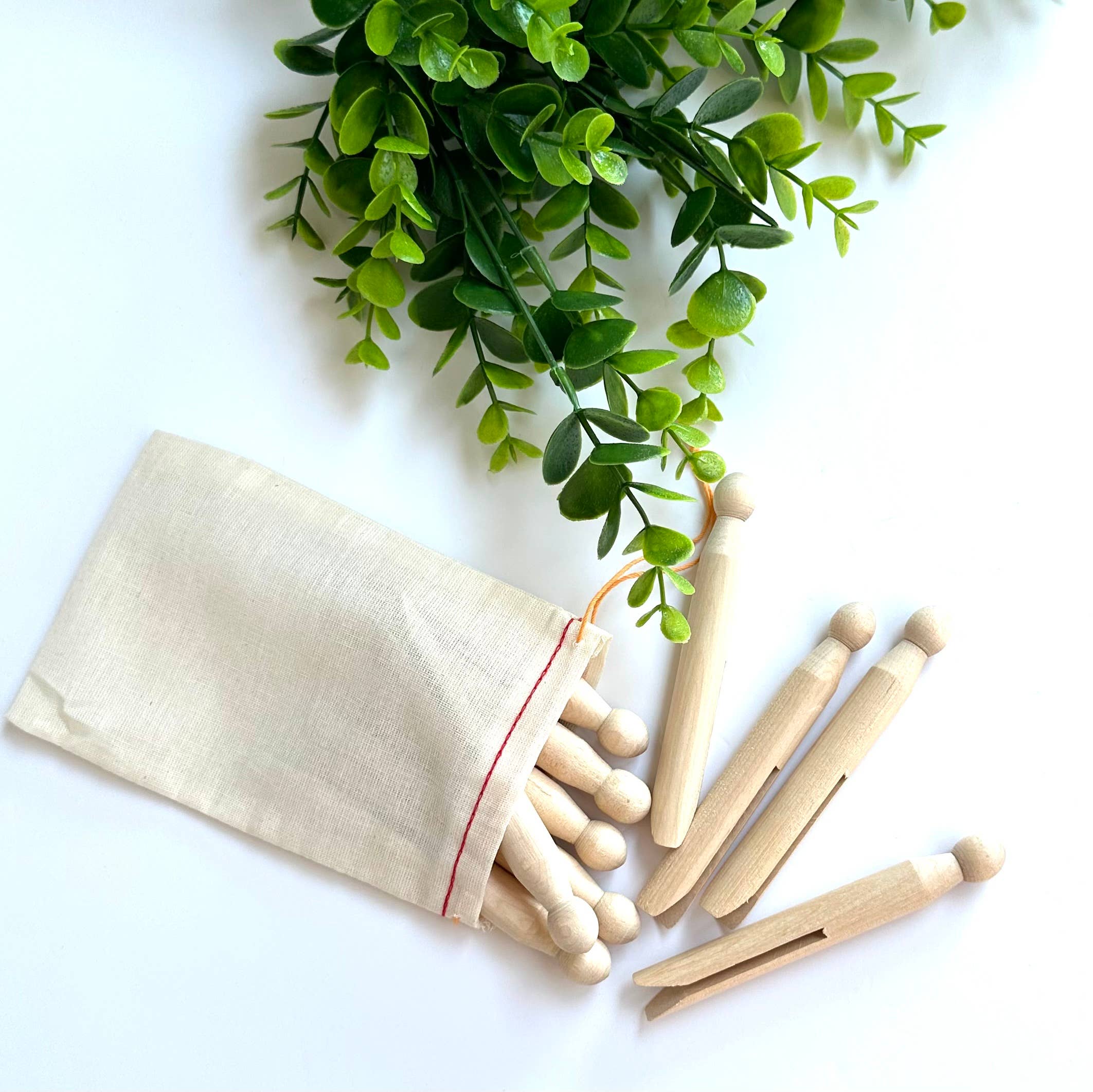 GreenWave - Wholesale Clothes Clips - Wooden Laundry Doll Clips Clothing Pegs Set of 103