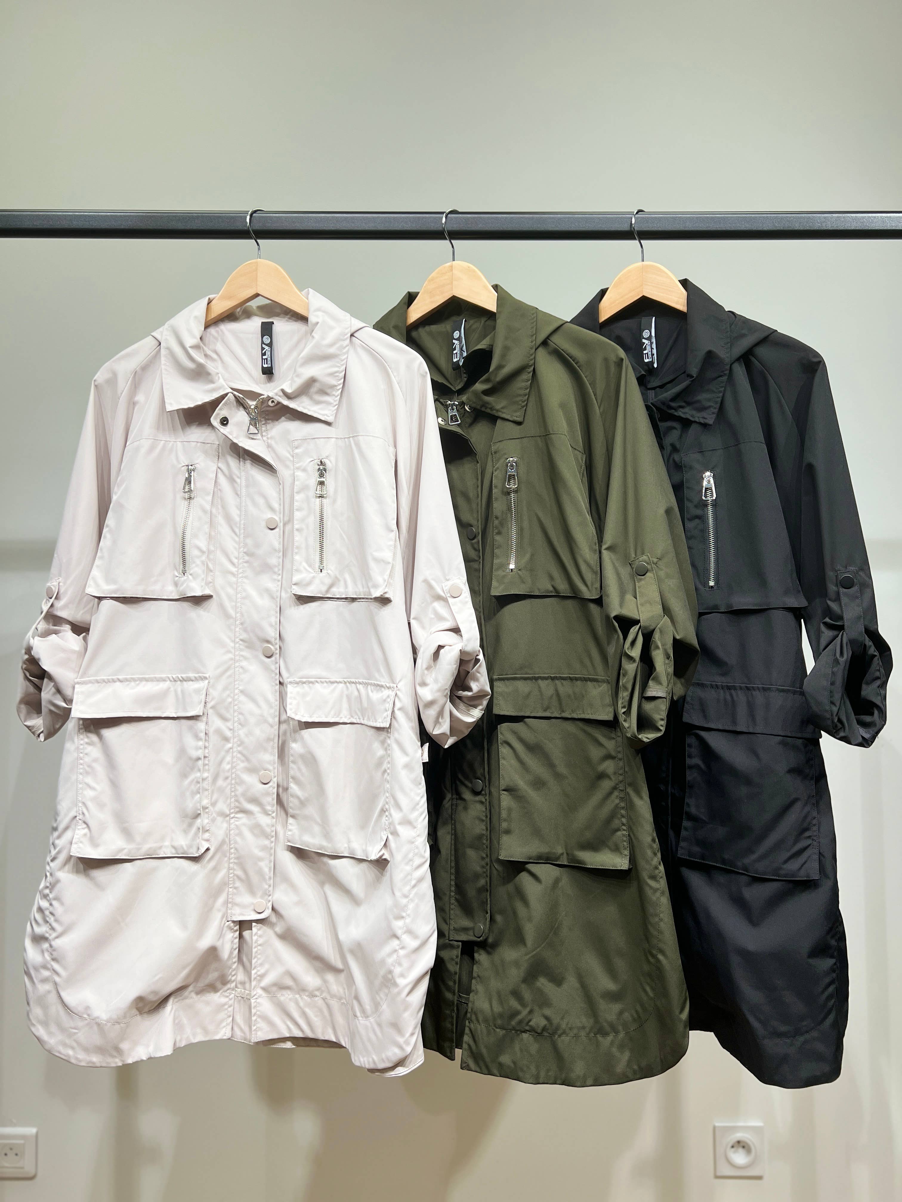 L'Emotion - Vente Veste – femme - Imperméable Long à Capuche Poches Et Fente Boutonné5