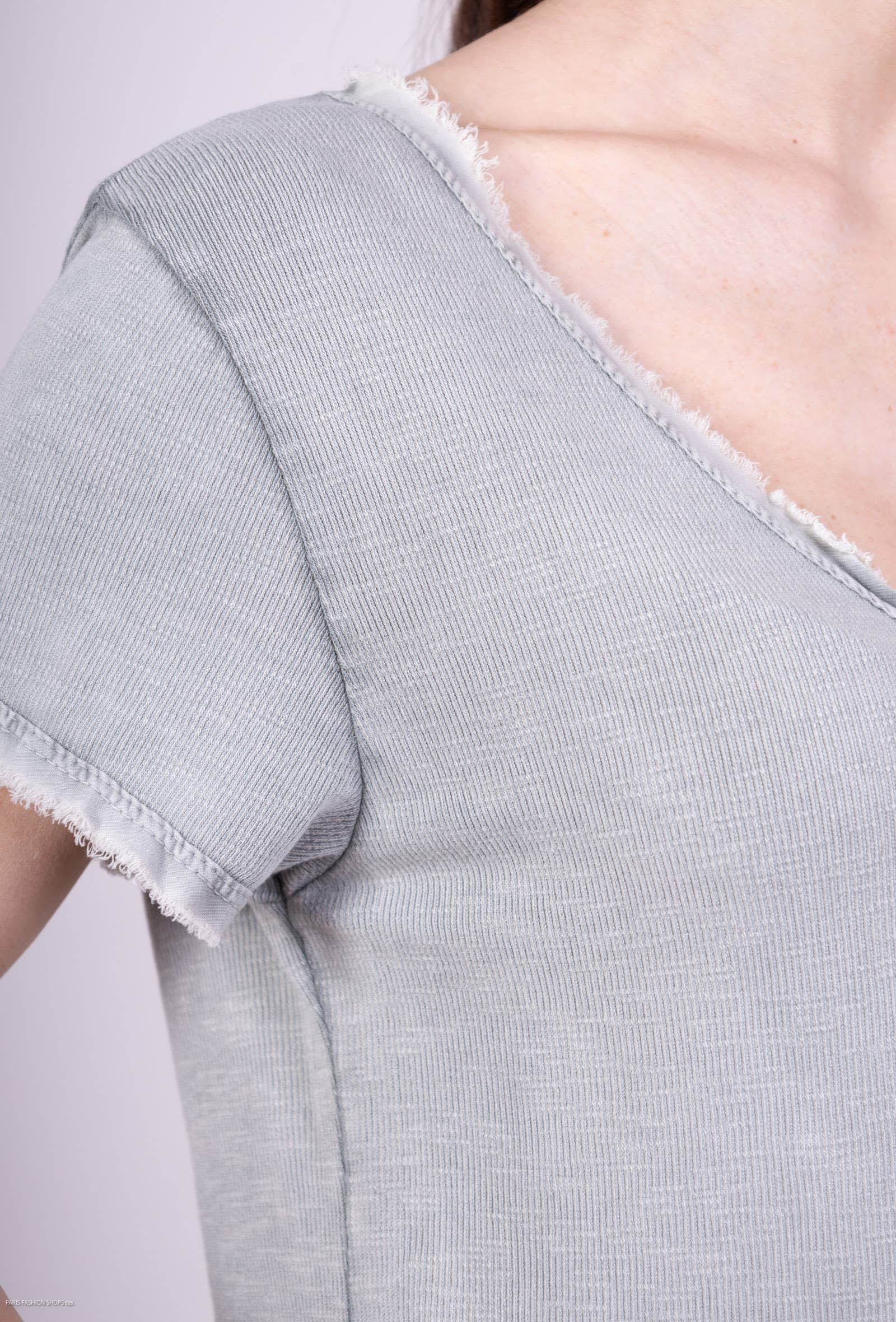 Pépouz' Paris - Wholesale T-Shirt - Women's - Washed cotton short-sleeve T-shirt PT250433