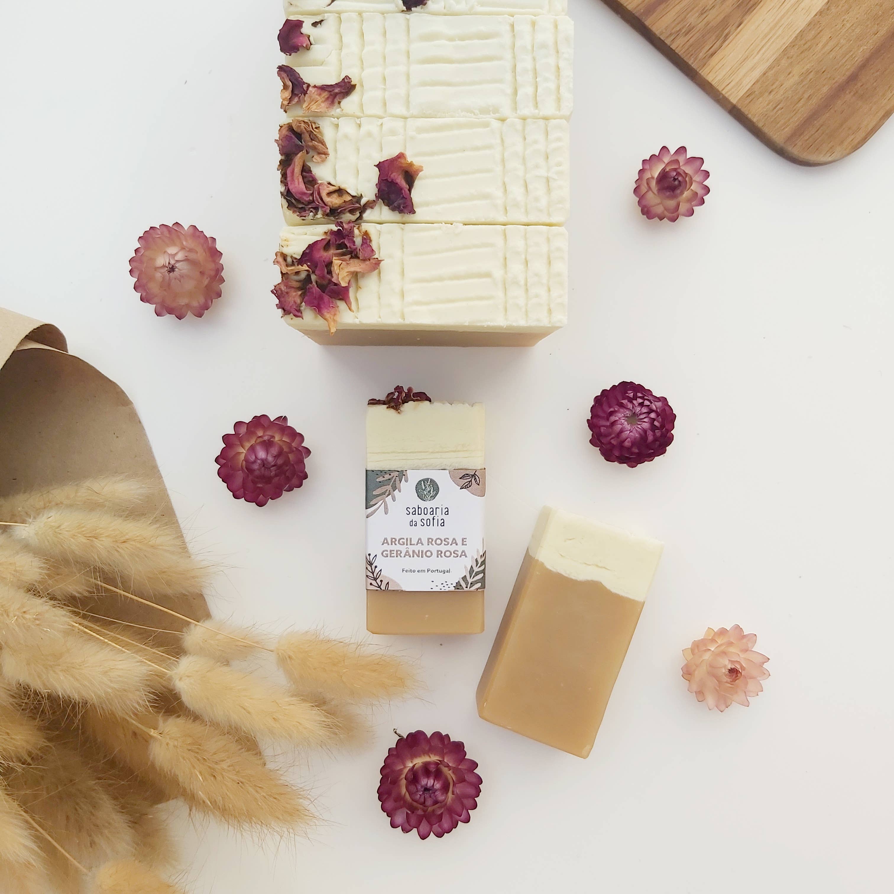 Saboaria da Sofia – Großhandel Feste Seife – Seife – Rosa Tonerde und Rosa Geranie1