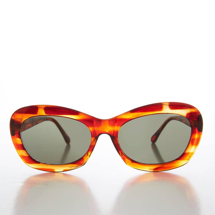 Lunettes de soleil larges Cat Eye pour femmes - Isla pour la vente par SUNGLASS MUSEUM