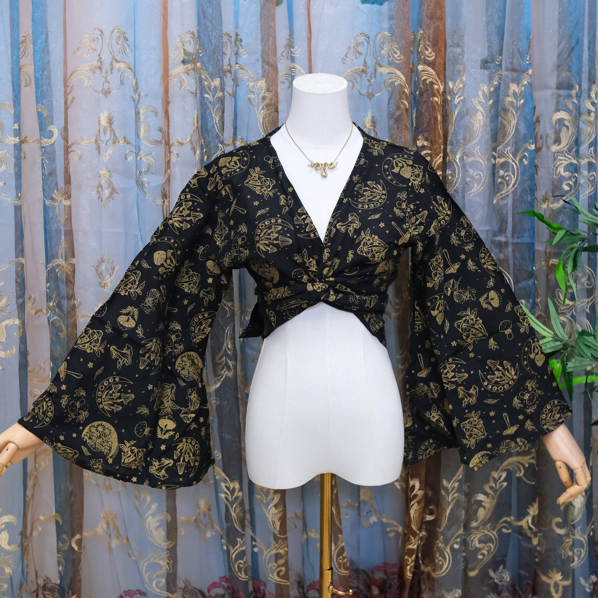 Karma Nepal Crafts - Wholesale Blouse - Women's - 3 Way Cotton Wrap Top with Mushroom Print9