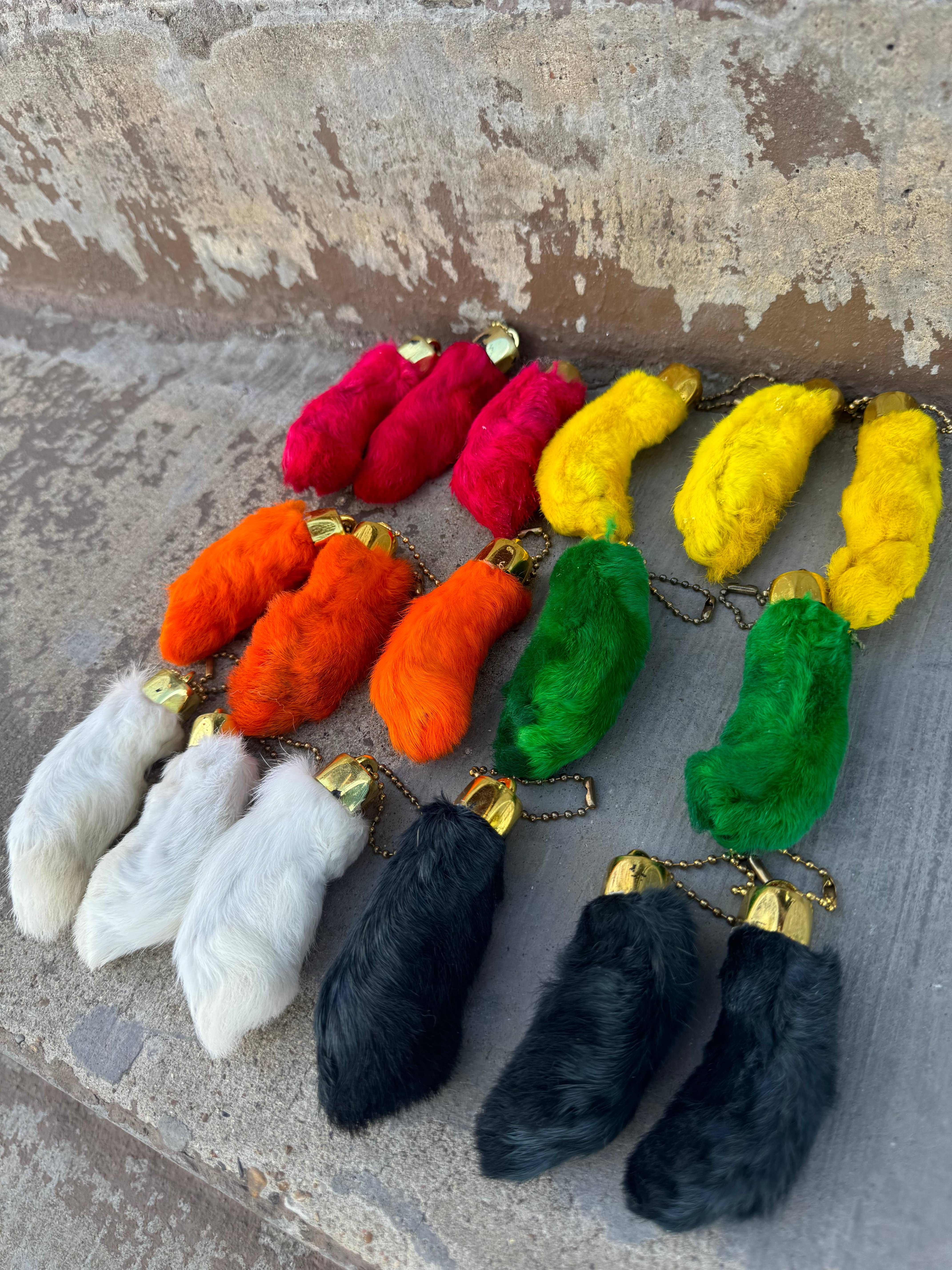 Western Linens - Wholesale Keychain - Unisex - Lucky Rabbit foot - Genuine 7