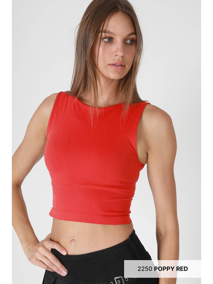 NIKIBIKI - Wholesale Knit Top - Women's - NS8370 - Clean Line Crew Neck Crop Top6