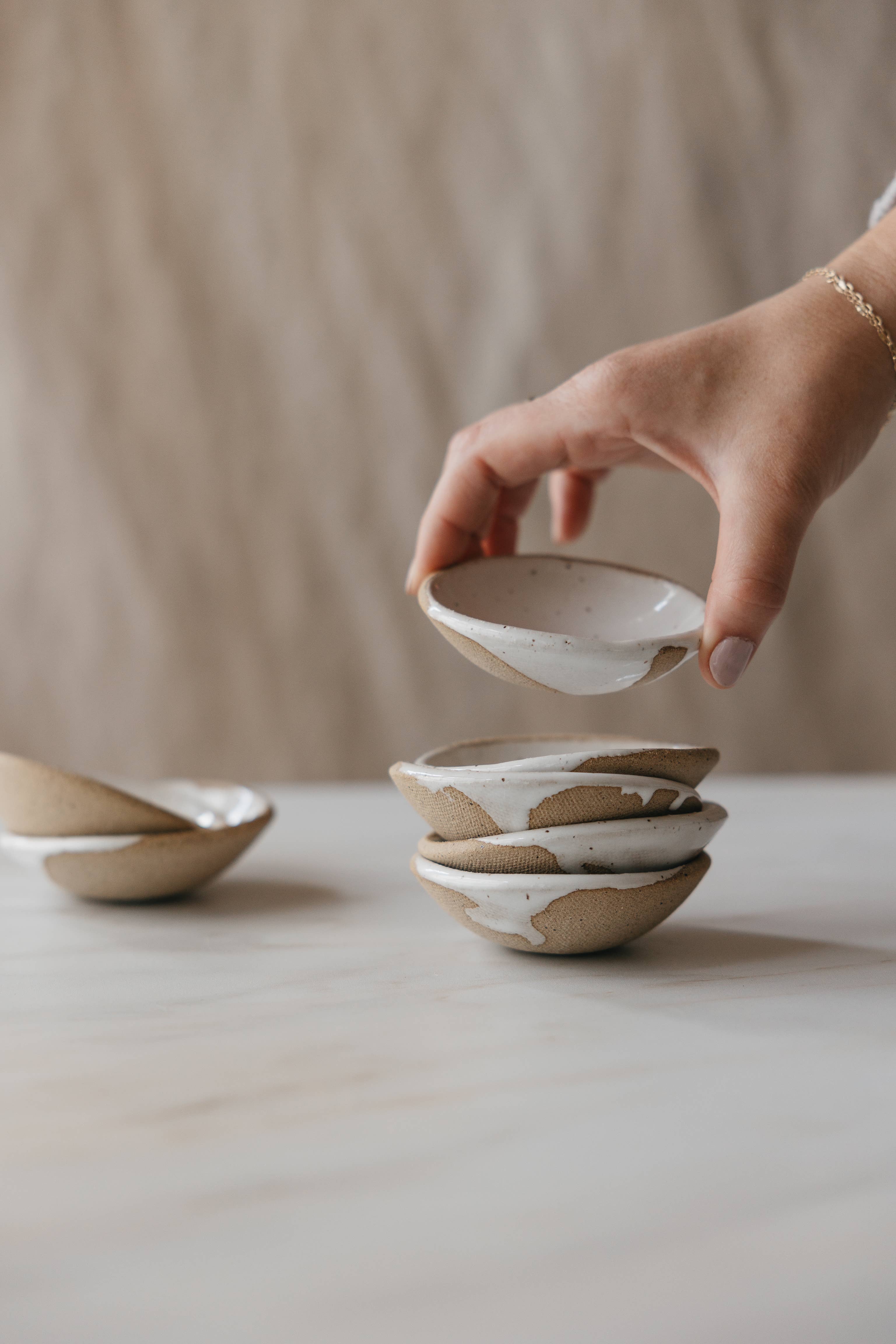 D Pottery - Wholesale Condiment/Dip Bowl - Speckled White Ceramic Prep Dishes - per each2