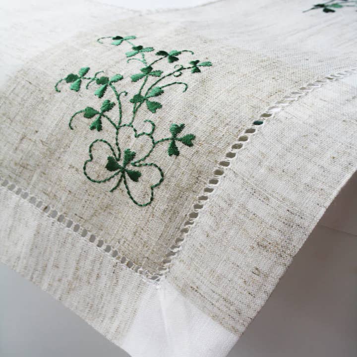 Dublin Gift Company - Wholesale Tablecloth - Samuel Lamont Kinsale Irish Shamrock Tablecloth2