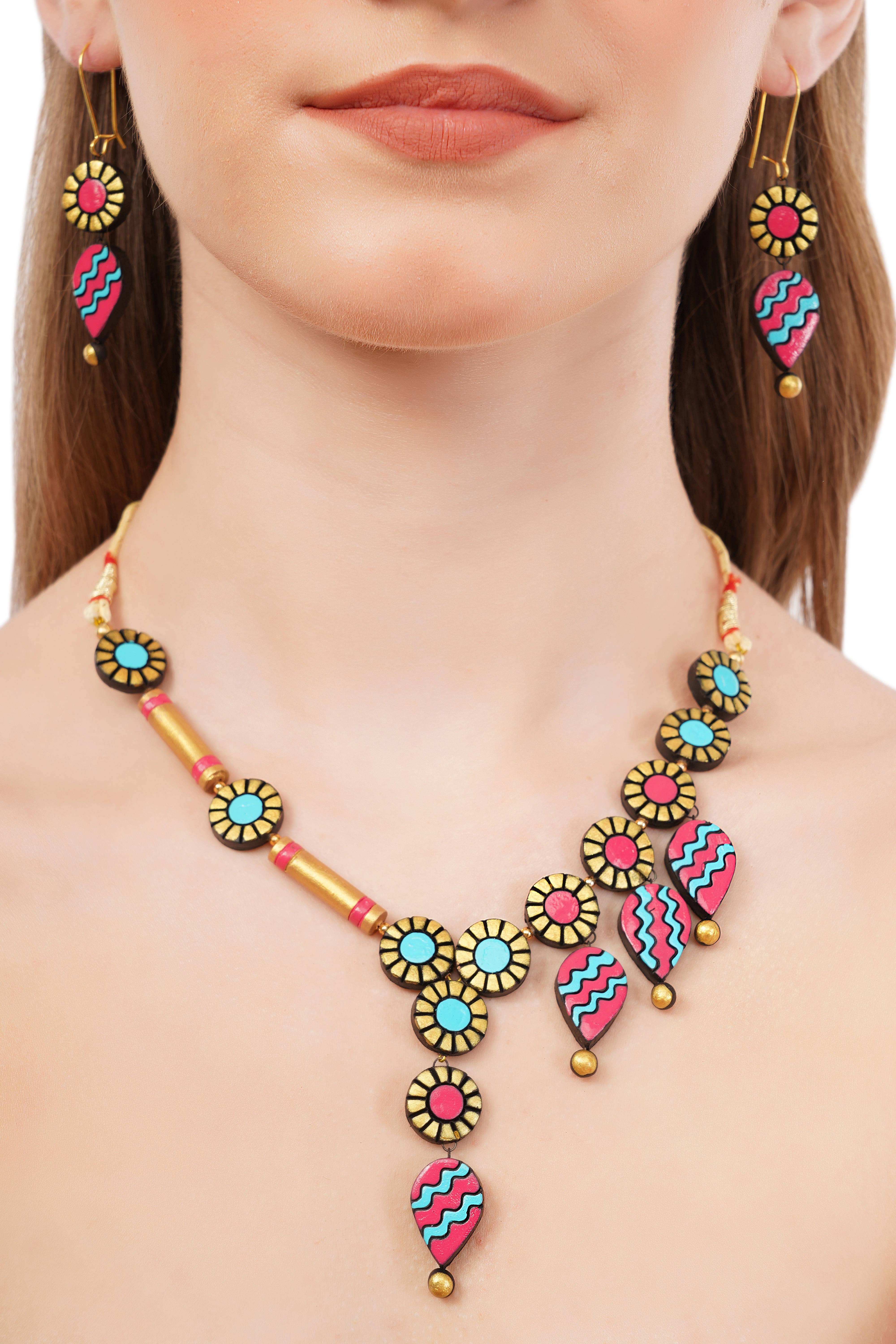 Cordelia Kraft - Wholesale Jewelry Set - Drops & Flowers Jewelry Set | Clay Jewelry | Black Clay Set11