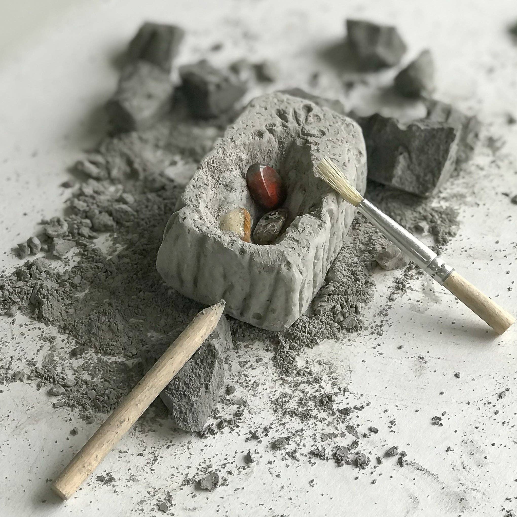 Heebie Jeebies USA - Wholesale Toy Set - Kids - Gemstone Dig Geology in Scientific Beaker8