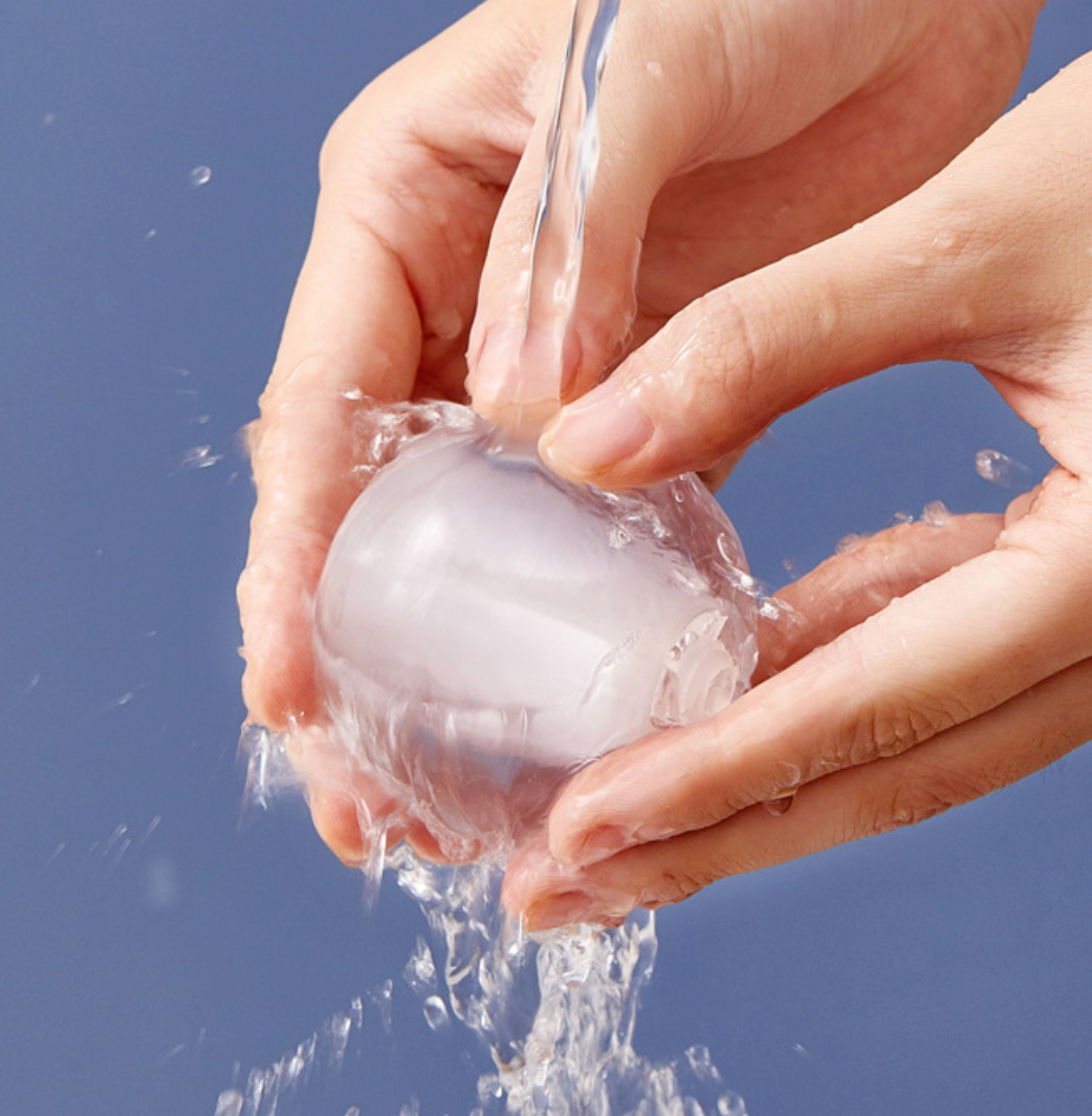 Avenue Wholesale - Wholesale Lint Roller - Stick With Me Travel Lint Roller Ball in White1