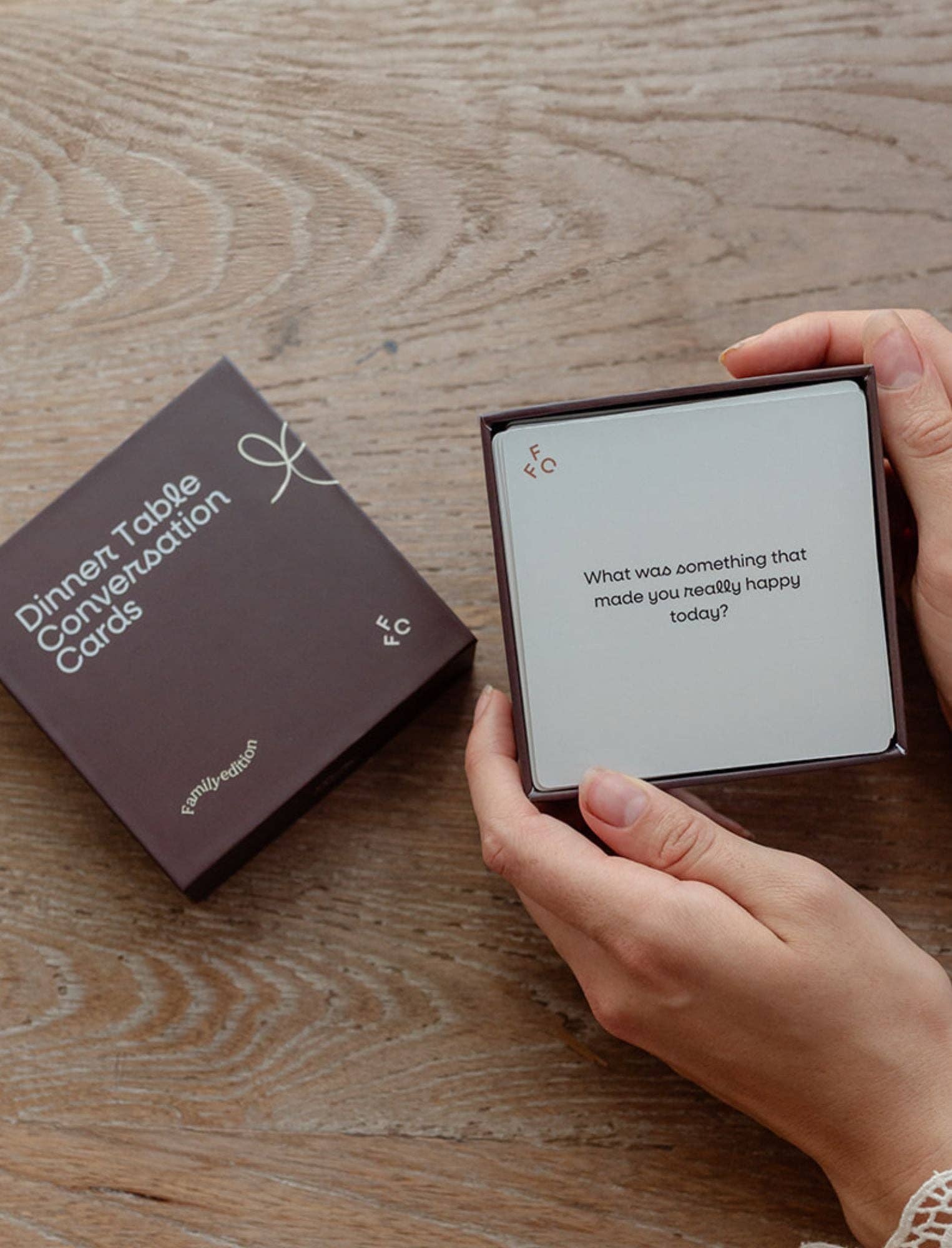 Jenessa Wait - Wholesale Card game - Dinner Table Conversation Cards: Family Edition1