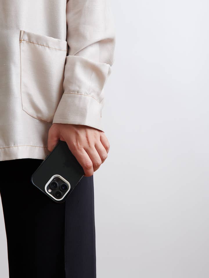 Form pour iPhone 14 Plus - (transparent) noir pour la vente par NUDIENT