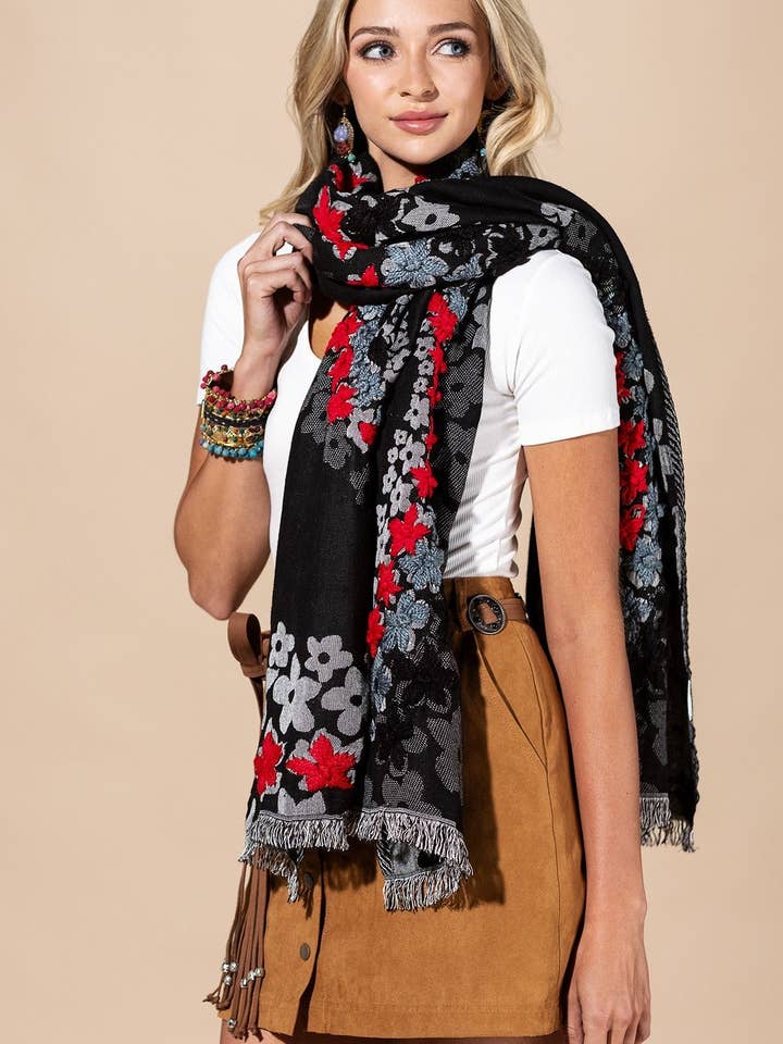 100% Wool Black Scarf for wholesale by Marionette