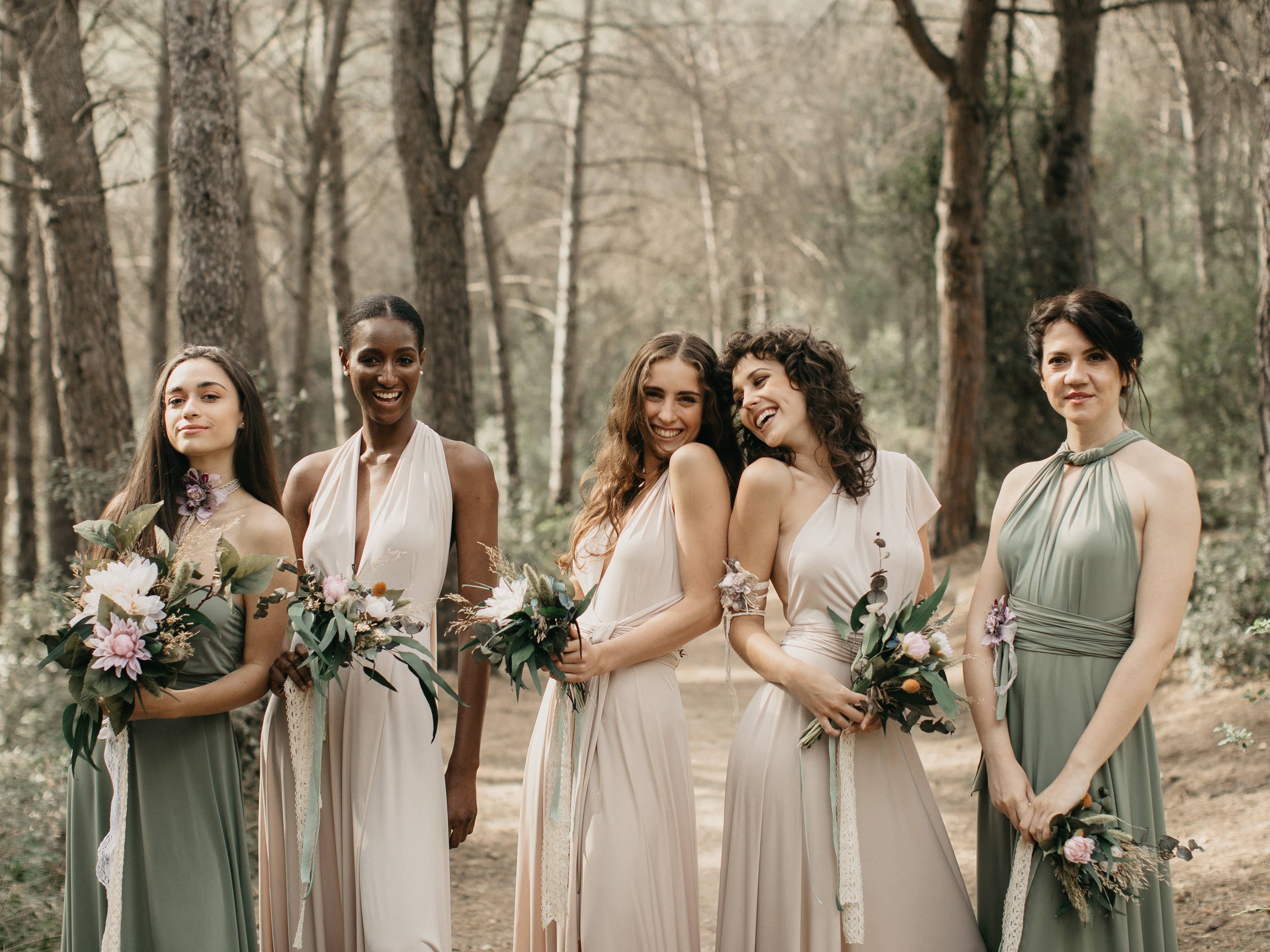 CEYLAN BCN - Vendita all'ingrosso Vestito - Donna - Abito lungo Champagne1