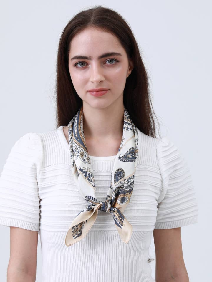 Klassieke Paisley Veelzijdige Bandana - Altijd In Stijl voor wholesale door Leto Accessories