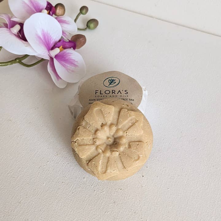 Flora's Soaps and Oils - Wholesale Bar Soap - Face bar with Aloe Vera & Pine Tar