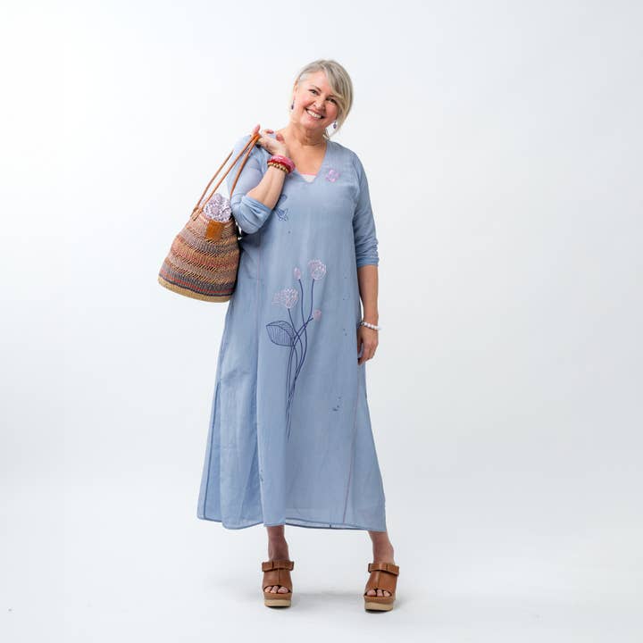 Handfärgad bomulls- och sidenkaftan med broderad näckros för kvinnor för wholesale av Nest Factory