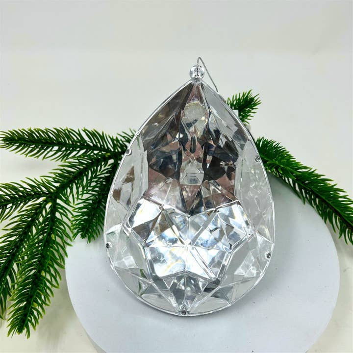 David Christopher's Collection - Wholesale Ornament - Plastic Rain Drop Diamond Ornament - Silver 6.3x4x9"1