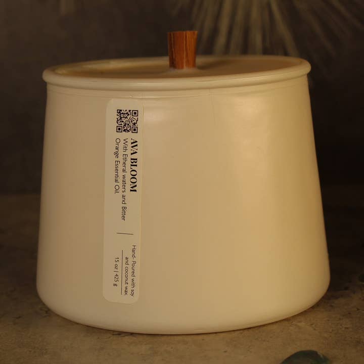 AVA BLOOM ljus för wholesale av Ava Lit Candles