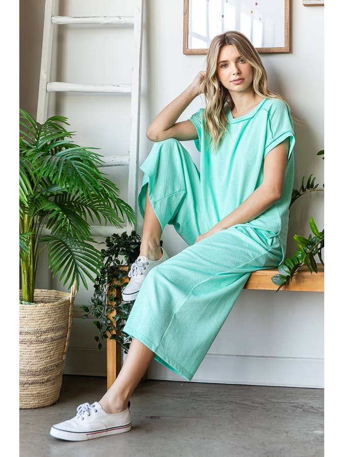 7th Ray - Wholesale Loungeset - Dames - Stevige Getextureerde Korte Mouw Wijde Pijpen Broek Lounge Set TP55046