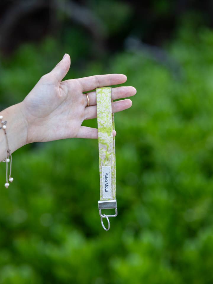 Hibiscus Lime Quilt Keychain for wholesale by Puka Maui