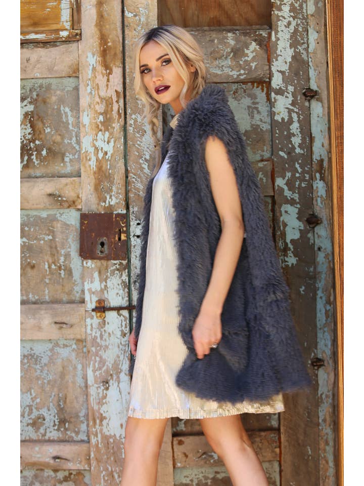 ANGIE - Wholesale Outerwear Vest - Women's - SJ812-ASIS FURRY VEST19