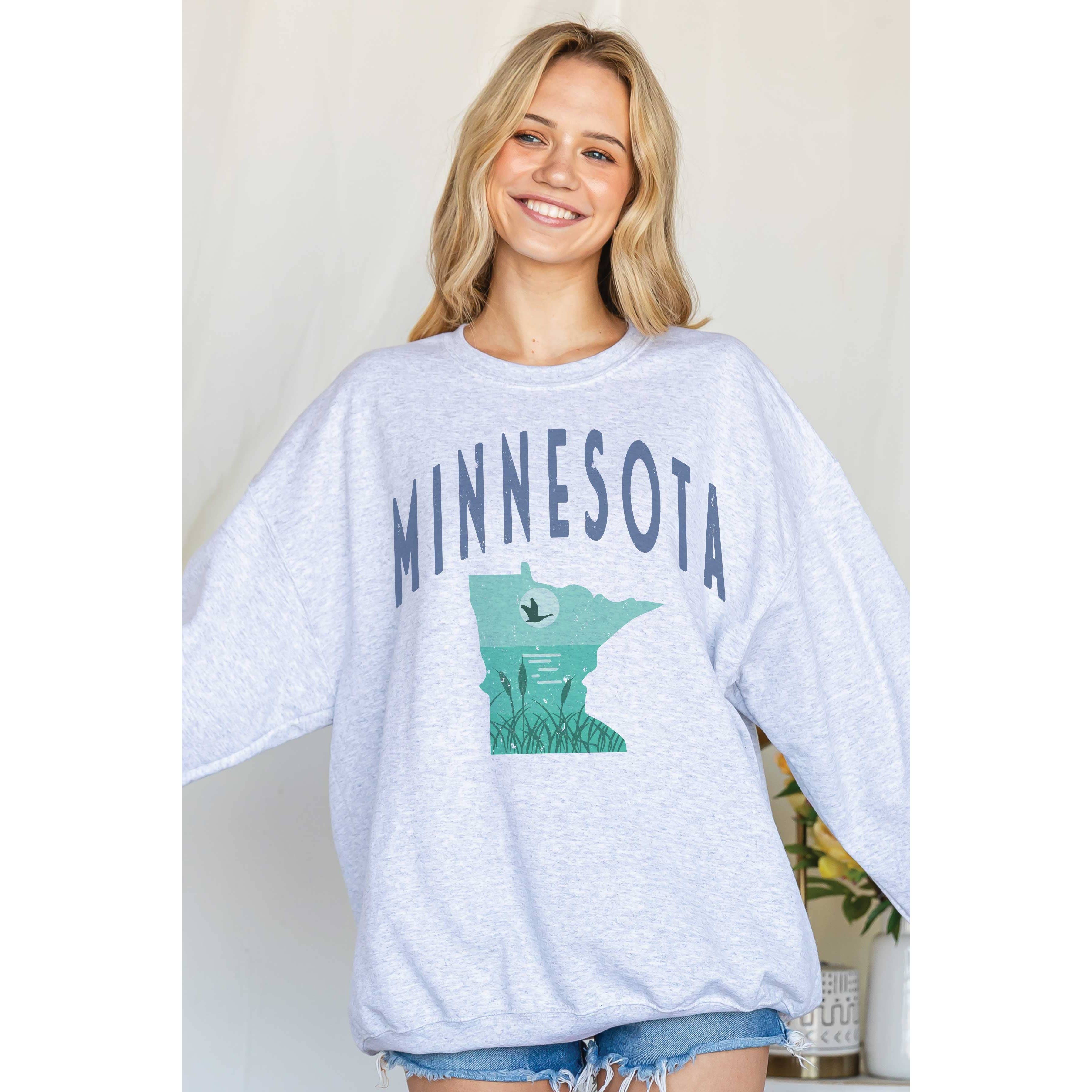 BLUME & CO. - Wholesale Graphic Sweatshirt - Women's - MINNESOTA STATE LAKESCAPE Oversized Graphic Sweatshirt2