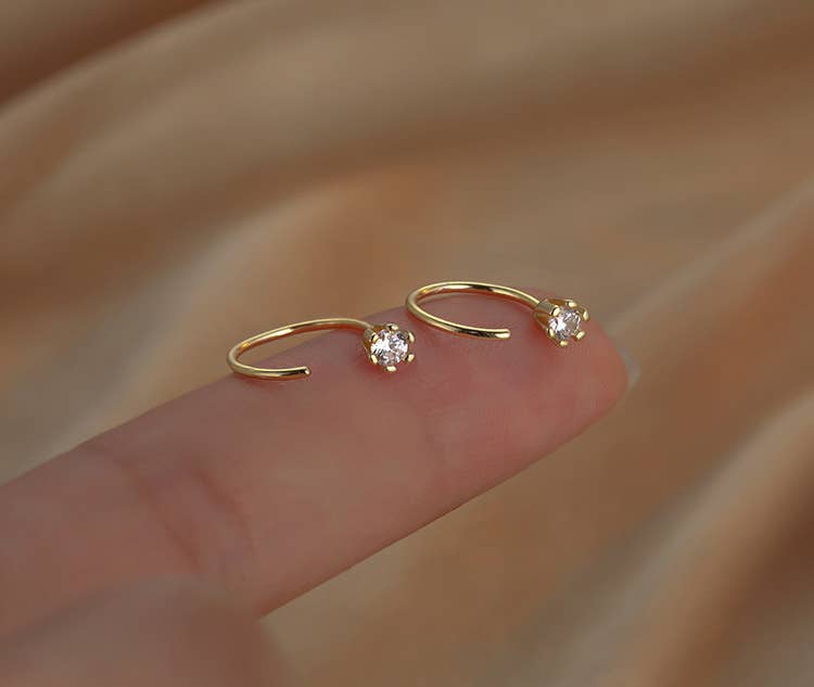 Melange Blanc - Wholesale Huggie Earrings - E141 Gold huggie hoop earrings, dainty open hoops0