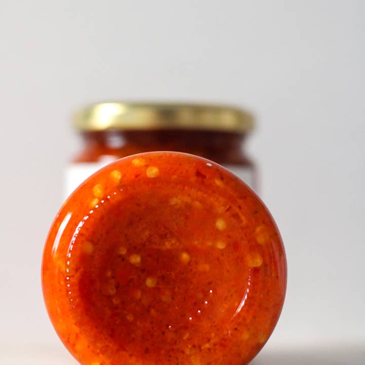 Food Fruit African – wholesale Stark sås – Pili-Pili eldig varm sås. Kryddig och aromatisk. 230 g1