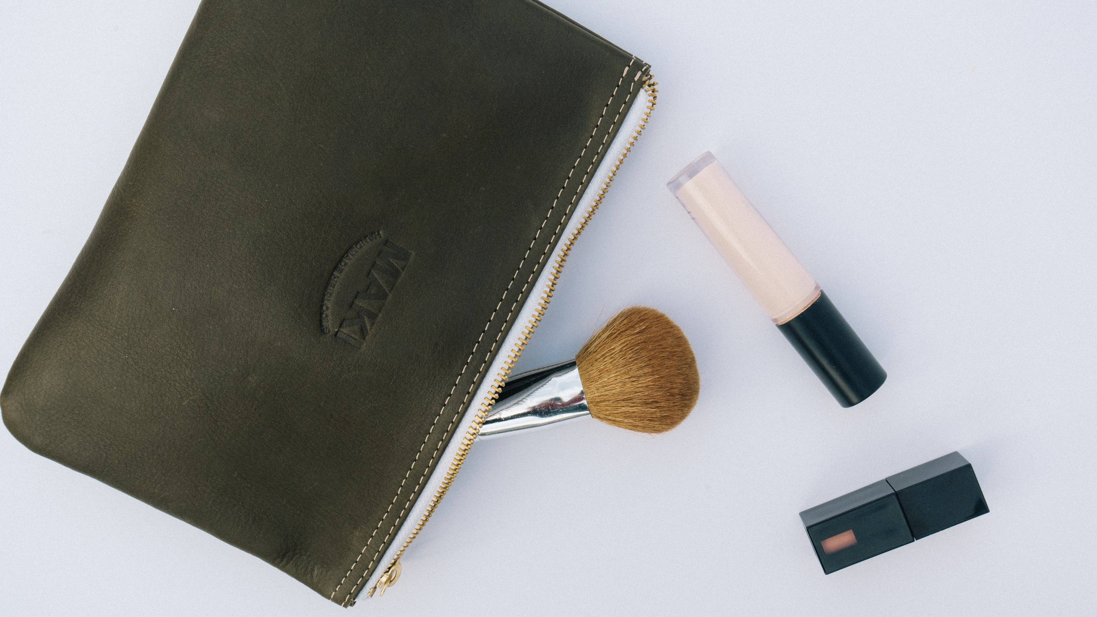 Ware by Maki - Wholesale Pouch - Women's - Everyday Pouch | Leather Zippered Cosmetic Bag2