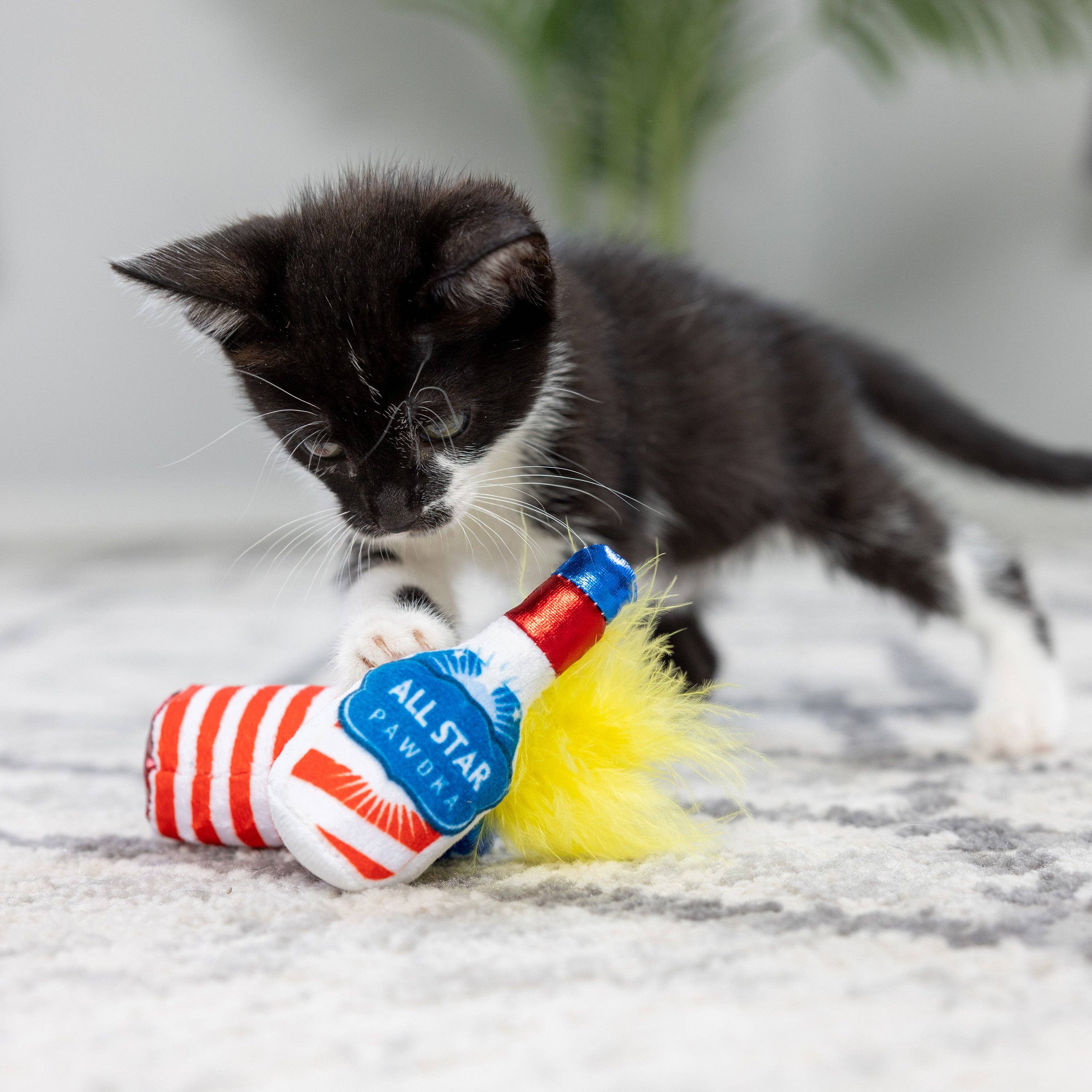 Huxley & Kent - Vente Jouet – chat - Firecracker & All Star Pawdka 2pk Jouet pour Chat2