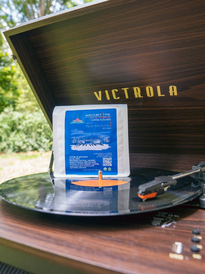 Ayiti Origine Unique | Café Haïtien Bio | Torréfaction Moyenne-Foncée pour la vente par Archetype Kulture Coffee Roasters