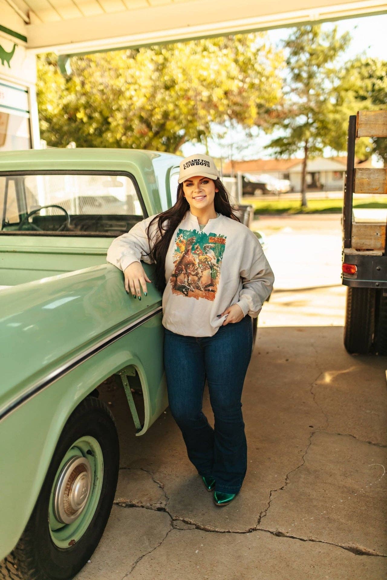 Sand Cactus Motel Raw Cut V-neck Western Graphic Sweatshirt for wholesale on Faire2