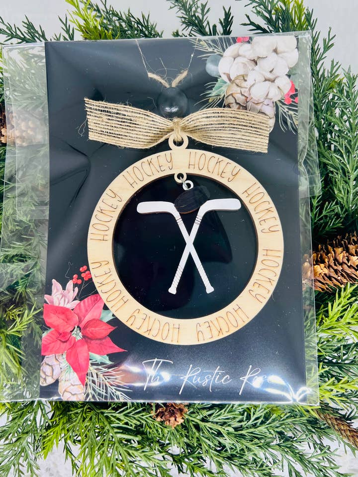 Hockey prydnad för wholesale av The Rustic Rose, LLC