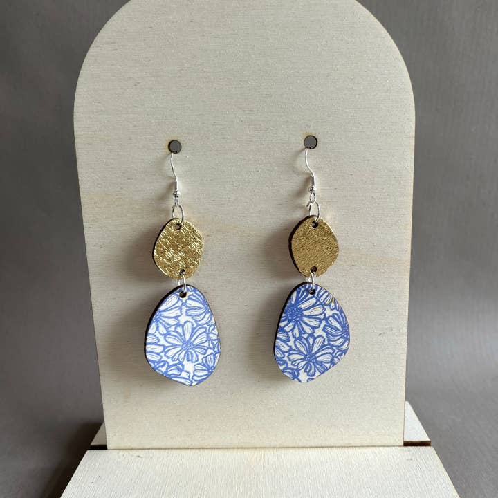 Beth Lewis Art – wholesale Dangle earrings – New Colourful Wooden Earrings29