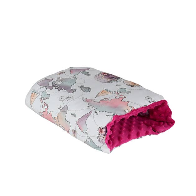 Coussin de bras - Autour du monde pour la vente par LITTLELUXURIES FOR KIDS