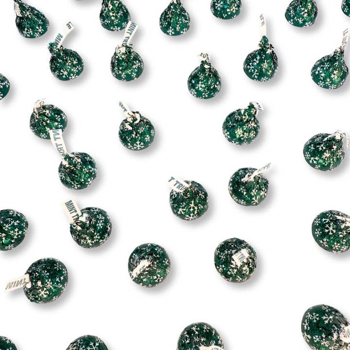Candy In Bulk - Vente Chocolat - Hershey’s Kisses Chocolat Noir Fourré à la Truffe à la Menthe – Pack Économique en Vrac1