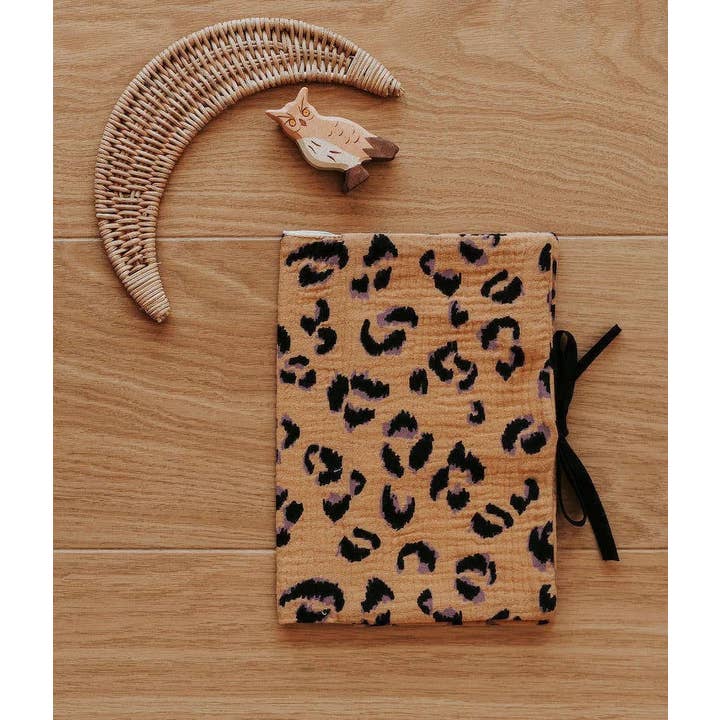 Manufacture des bébés français - Wholesale Book Cover - Leopard health record cover1