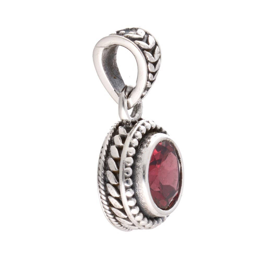 Vives de la Cortada S.L - Wholesale Individual Charm/Pendant - Bohemian Garnet Circle Pendant in 925 Sterling Silver1