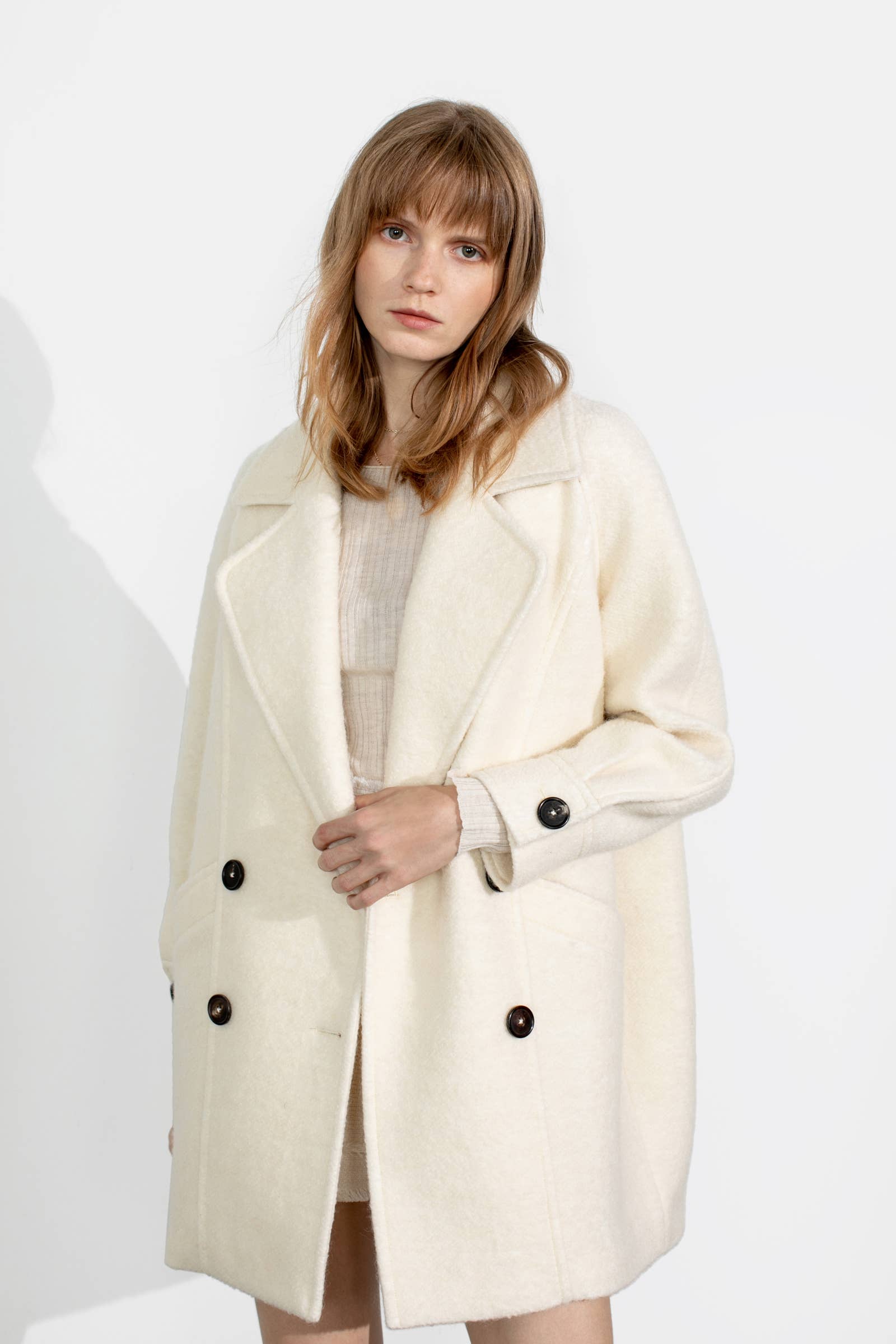 J.ING - Wholesale Coat - Women's - Teddy Coat (Ivory/SandyBrown)9