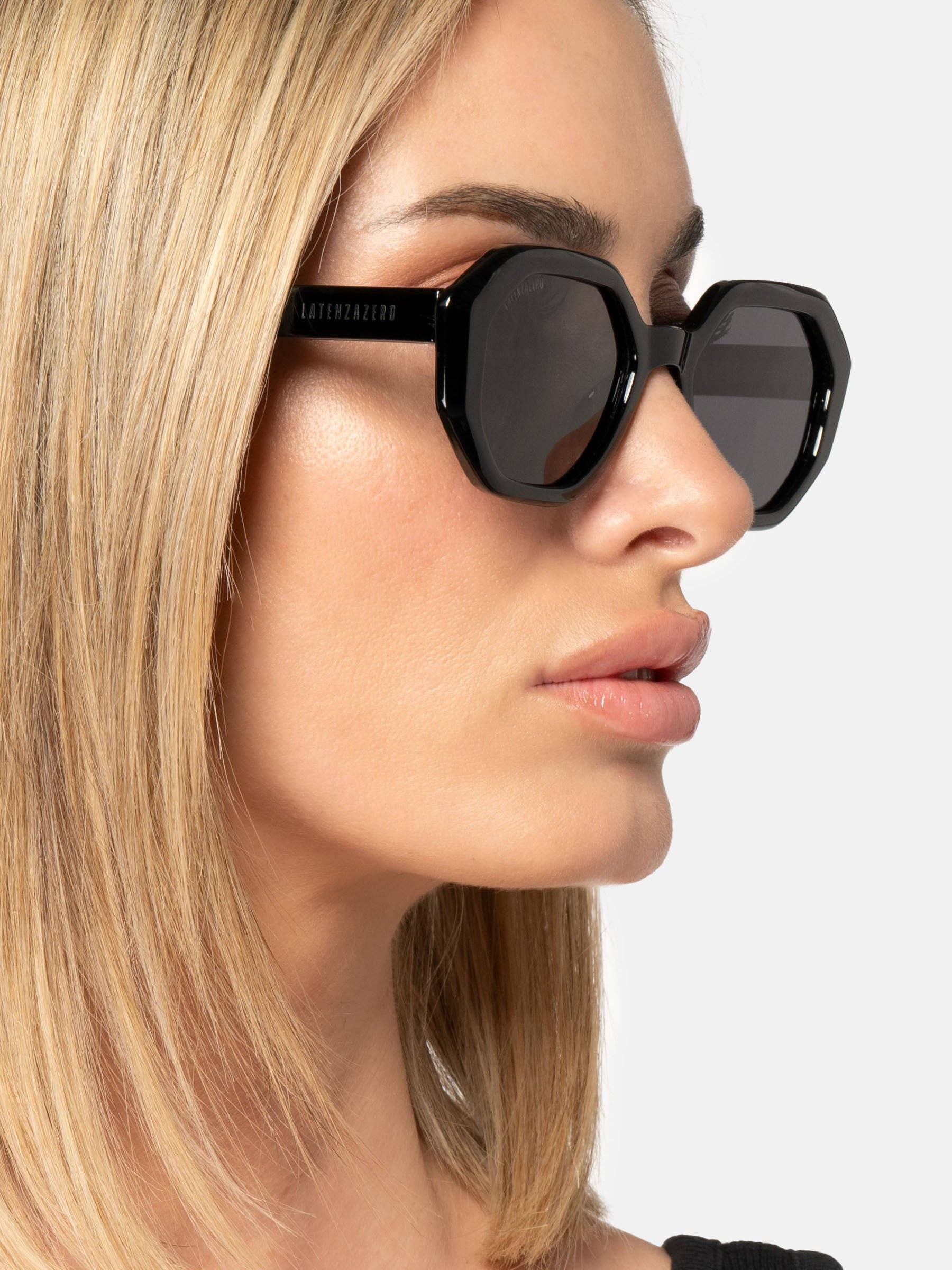 Resonance Black Veritas - Sunglasses for wholesale on Faire6
