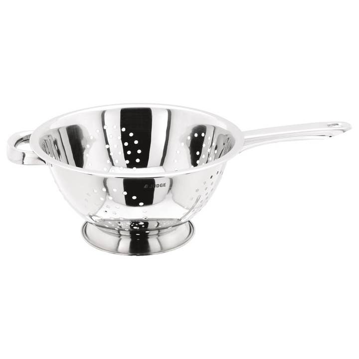 Judge Kitchen, 24cm Long Handled Colander for wholesale by Judge UK