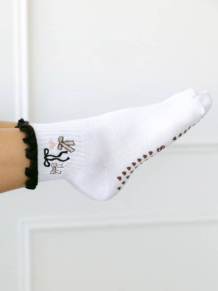 Stollie grips - Wholesale Socks - Women's - PILATES GRIP CREW SOCK | BROWN BOW