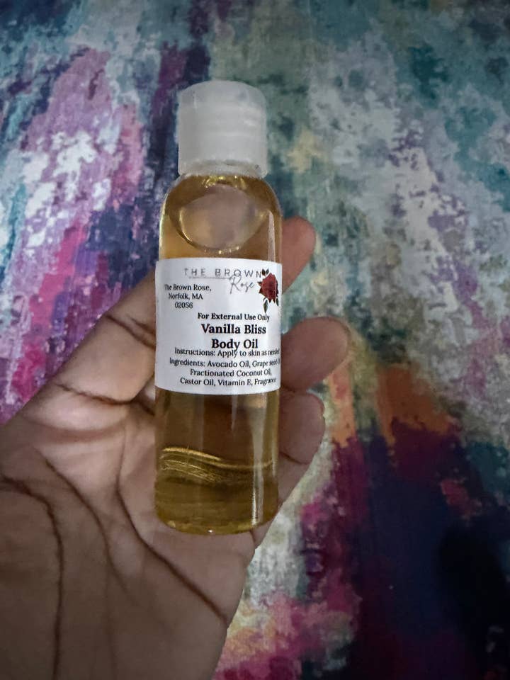 2 oz d'huile pour le corps pour la vente par The Brown Rose