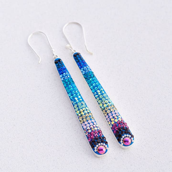 PE-8127 / CRYSTAL & SILVER COLOR DASH EARRINGS for wholesale by Mosaico Jewels