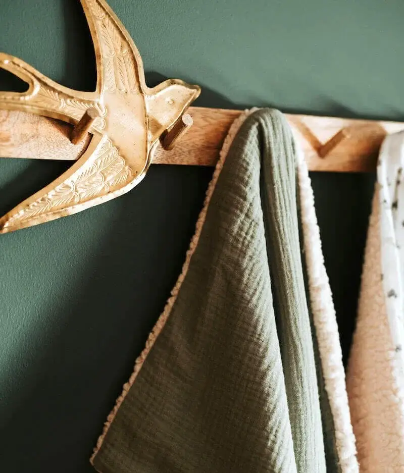 Manufacture des bébés français - Vente Couverture de lit – enfant et bébé - Couverture moumoute vert sauge5