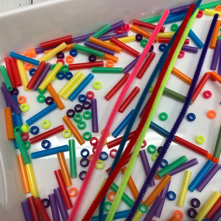 Curious Learning and Sensory - Wholesale DIY craft kit – Child - Threading Bright Sensory Bin, Sensory Bins for Kids, 5