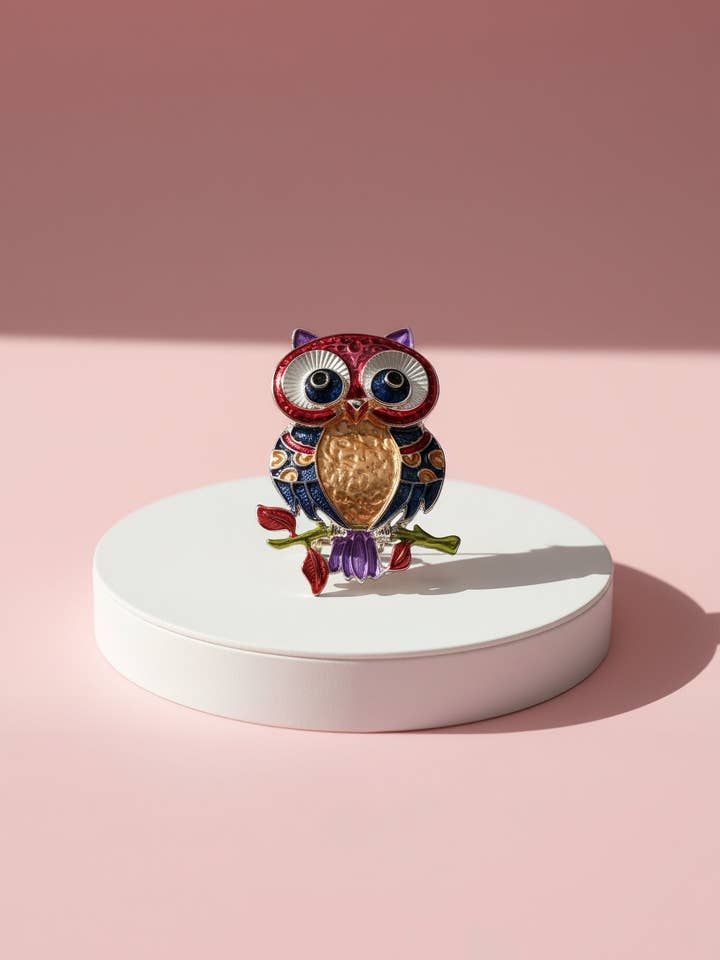 Uil Op Tak Kleurrige Magnetische Broche voor wholesale door Arya Jewellery Wholesale