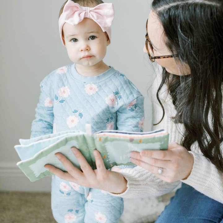 Tiny Theologians - Wholesale Baby & Toddler Book (0-2) - In His Image Fabric Baby Book19