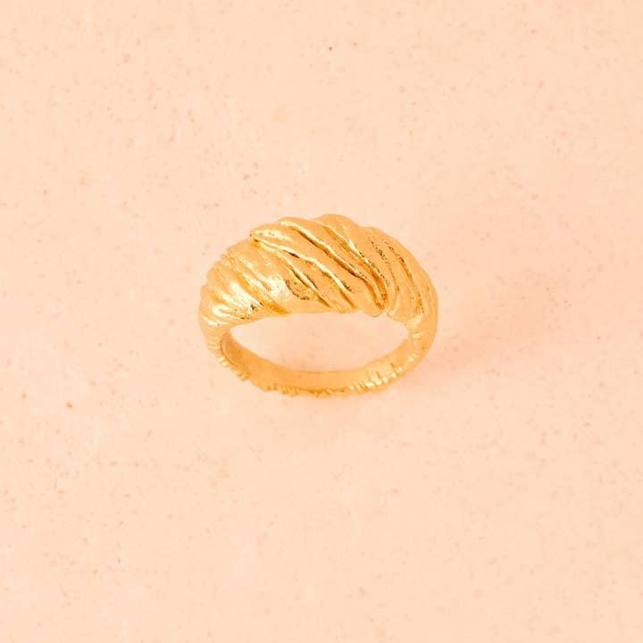Anillo Zeta | Joyería Regalo de Oro Resistente al Agua para venta al por mayor de Agapée Jewelry