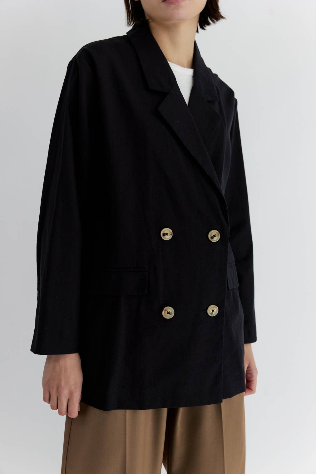 MOD REF - Wholesale Blazer - Women's - The Arla Jacket | Oversized Linen Blazer4